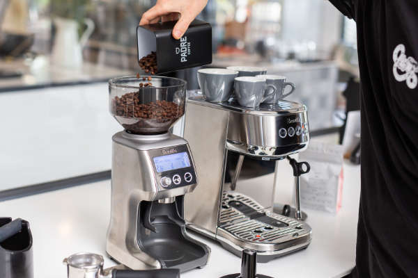 https://www.padrecoffee.com.au/cdn/shop/files/padre-offce-equipment-2_1600x.jpg?v=1649850796